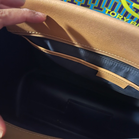 Tory Burch Perry tote - Picture 3 of 3